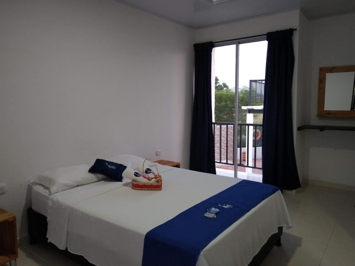 Cosmos Tatacoa Hotel Вильявьеха Экстерьер фото
